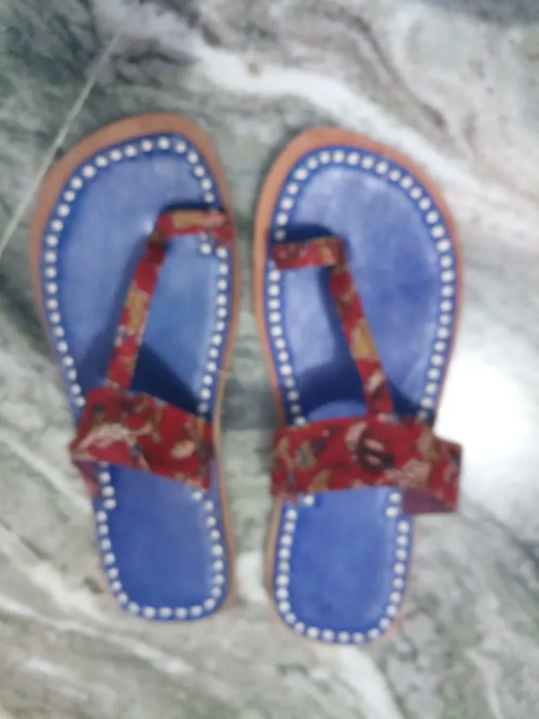 Handmade Chappal-Toe-Divided Chappals