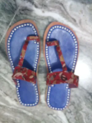 Handmade Chappal-Toe-Divided Chappals