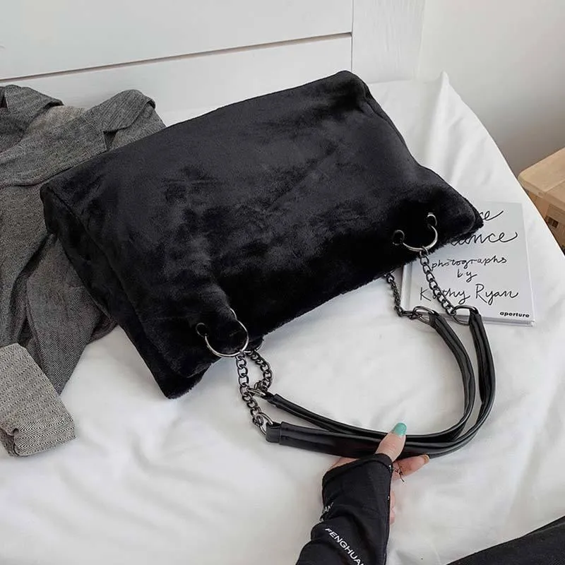 Large Capacity Plush Shoulder Bag