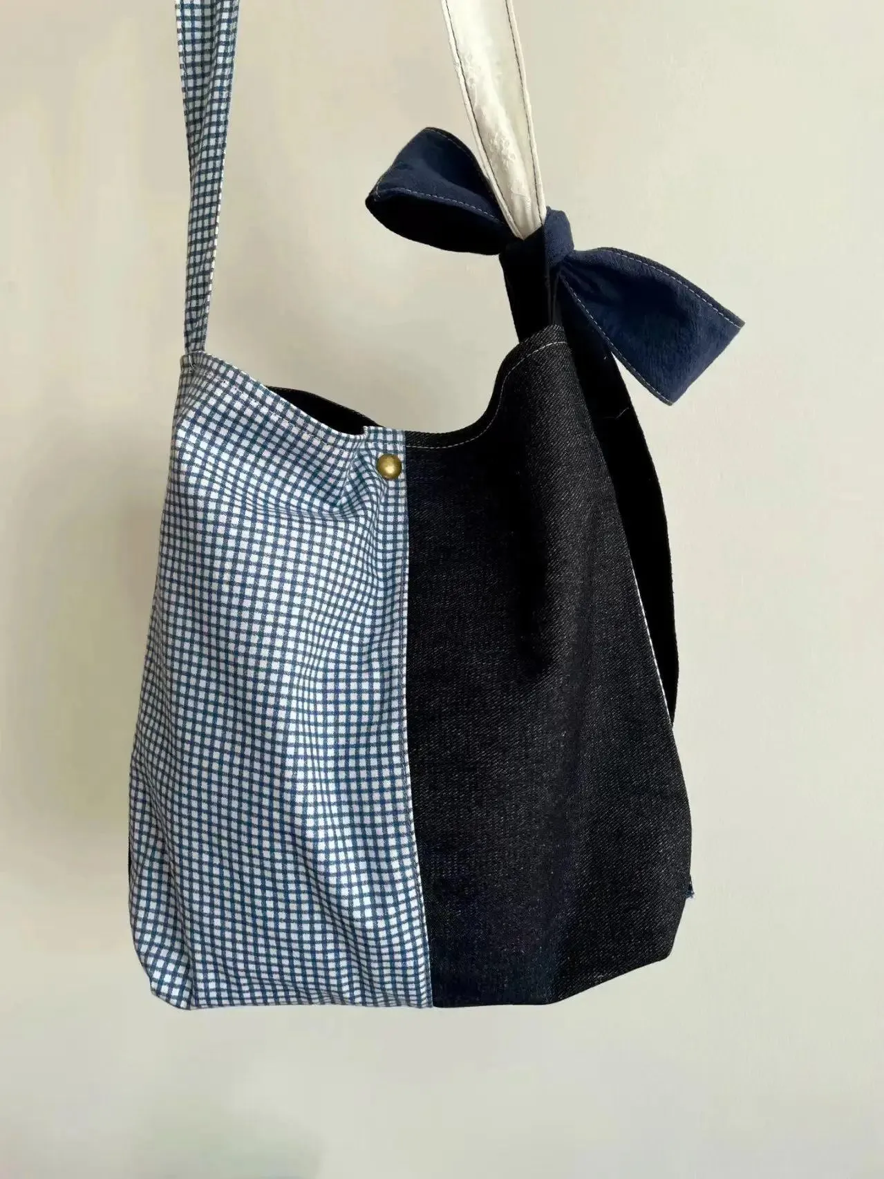 UAKISS  -  2024 New Niche Design Butterfly Plaid Splicing Bucket Cloth Bags Causal Versatile Single Shoulder Crossbody Bag
